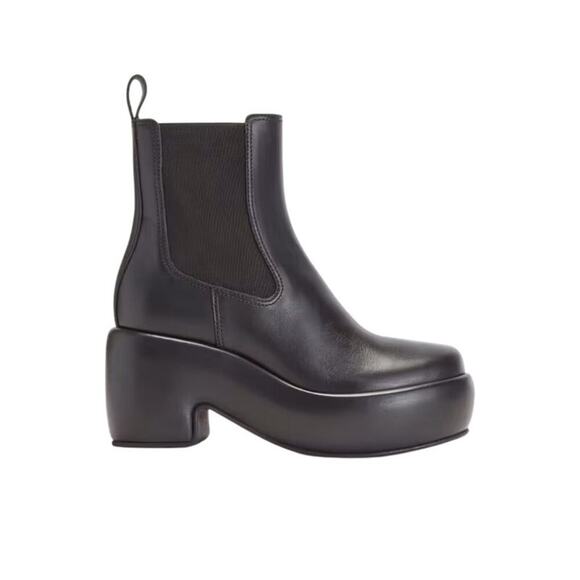 EVERLANE The Puffa Chelsea Boot Black Leather Pull On High Heel Platform 9 NEW - Picture 2 of 9
